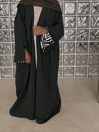 ABAYA TWIST