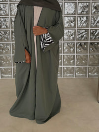 ABAYA TWIST