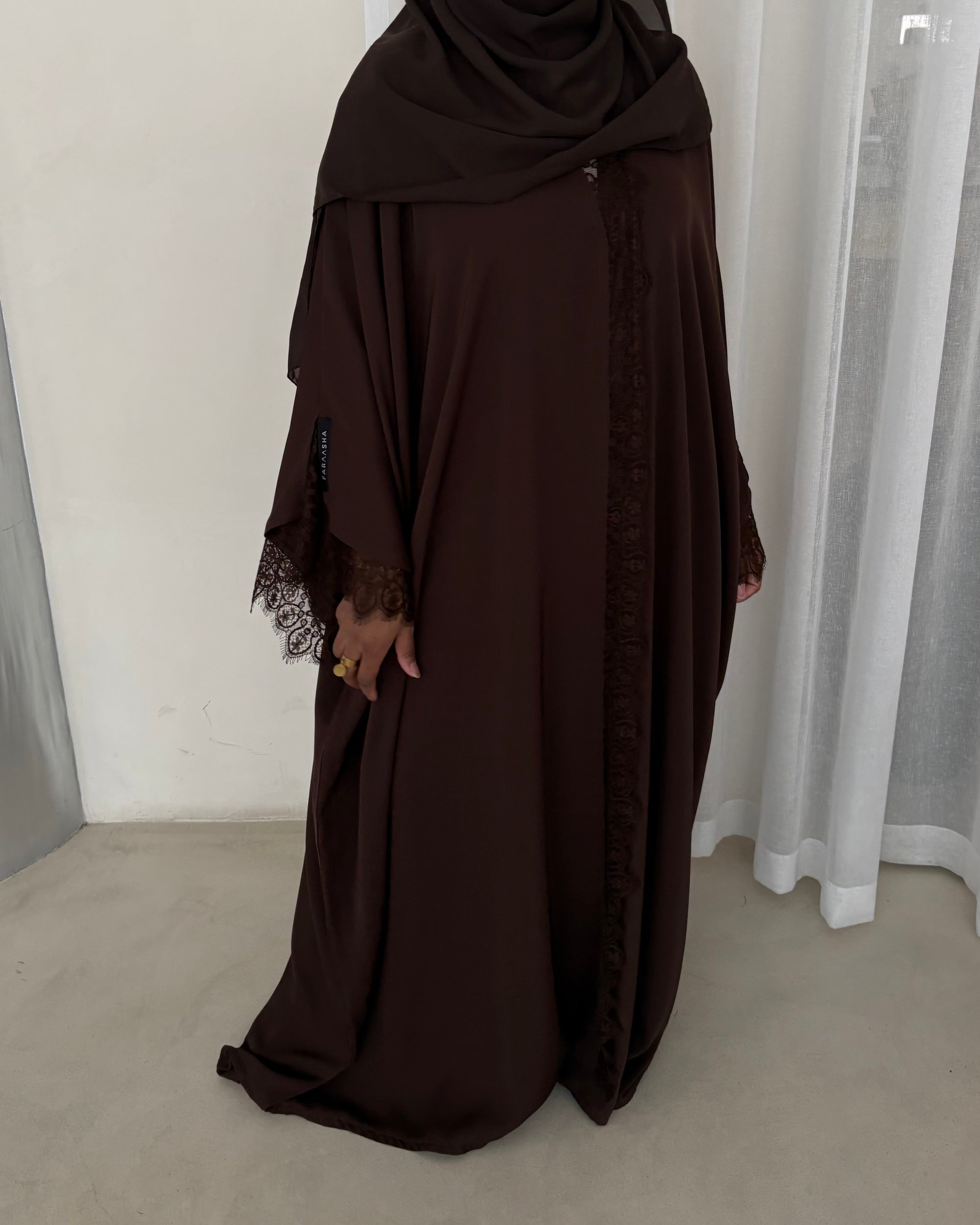 ABAYA DENTELLE